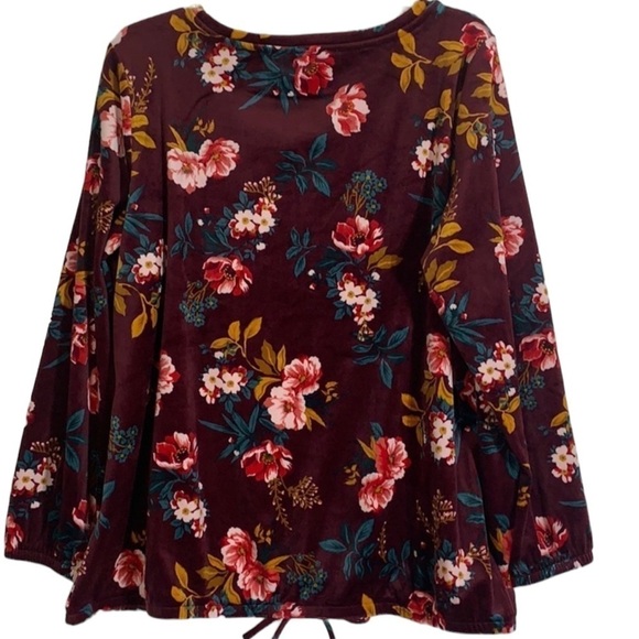 🌸 2/$25 NWT Maroon Red Loft Plus Floral Velour Crewneck Pullover Top - Picture 3 of 8